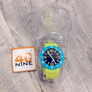 40 nine watch 01/yellow Authorized Dealer